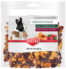 Load image into Gallery viewer, Kaytee Natural Snack with Superfoods Cranberry and Sweet Potato
