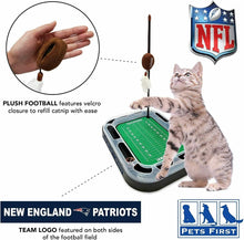 Load image into Gallery viewer, Pets First Green Bay Packers Cat Scratcher
